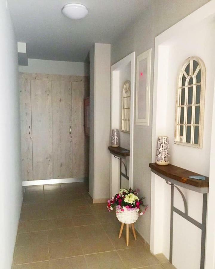 Almira - Rooms To Let Nea Roda Zewnętrze zdjęcie